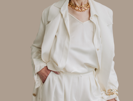 Read more about the article “What’s Really Holding You Back From Feeling Stylish?” (And Why It’s Not About the Clothes)