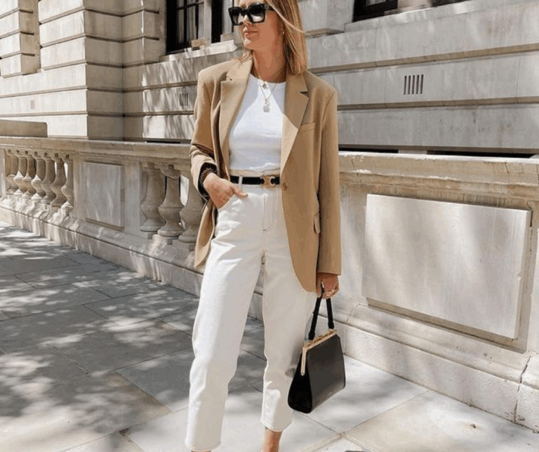 Read more about the article 3 Sneaky Outfit Mistakes Making You Look Frumpy (& How to Fix Them in Minutes!)