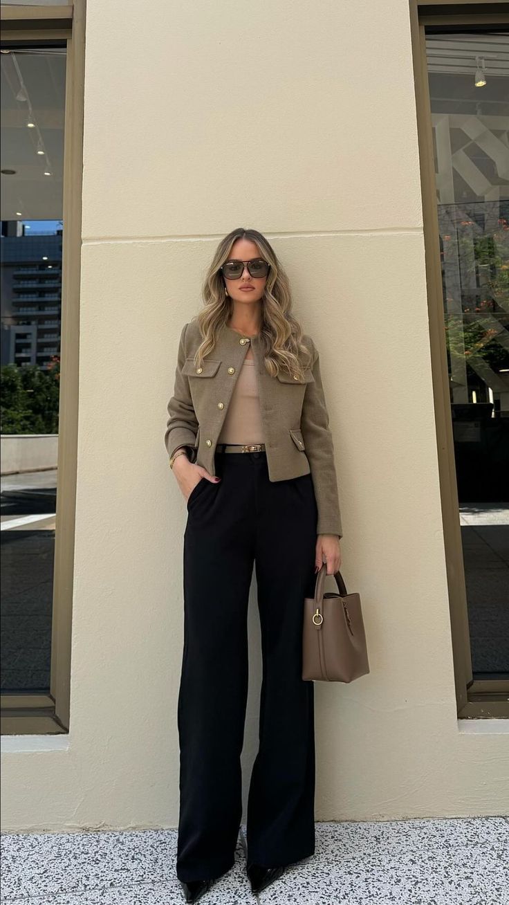 Read more about the article Style Tricks to Look Taller (and Slimmer!) Instantly!